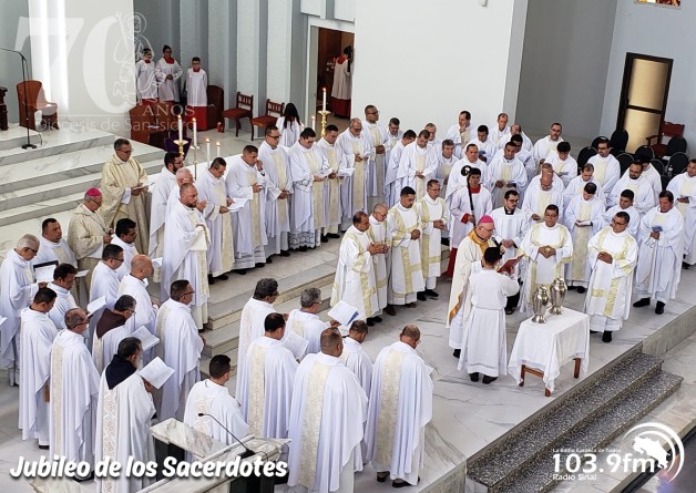 Misa Crismal y Jubileo Sacerdotal en San Isidro