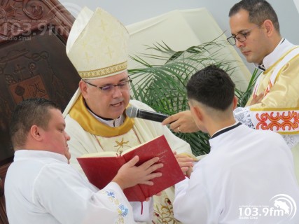 Hijo de Santa Lucía de Páramo es diácono de la Iglesia