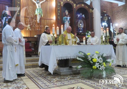 Los Santos vive jornada jubilar por 70 años de la Diócesis